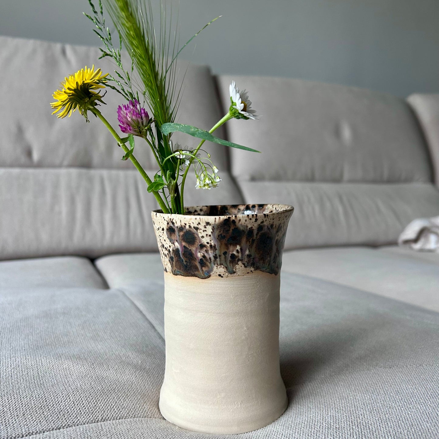 Vase 𝘋𝘰𝘭𝘤𝘦 𝘵𝘦𝘳𝘳𝘢